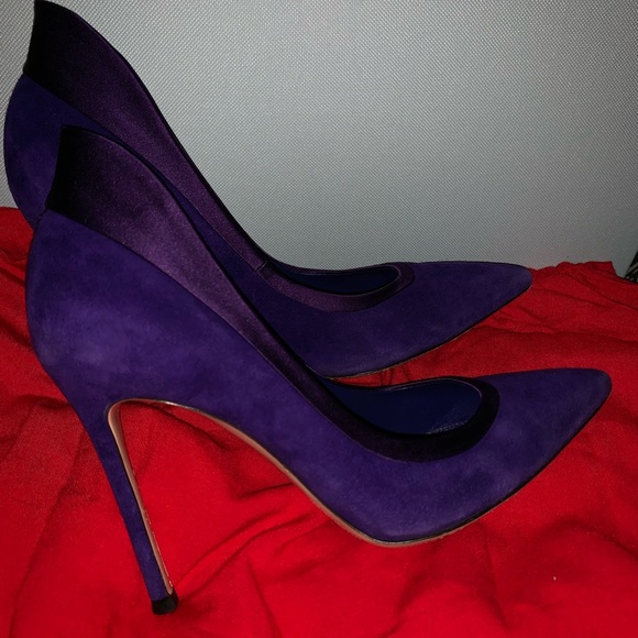 Pumps - Picture 4 of 6